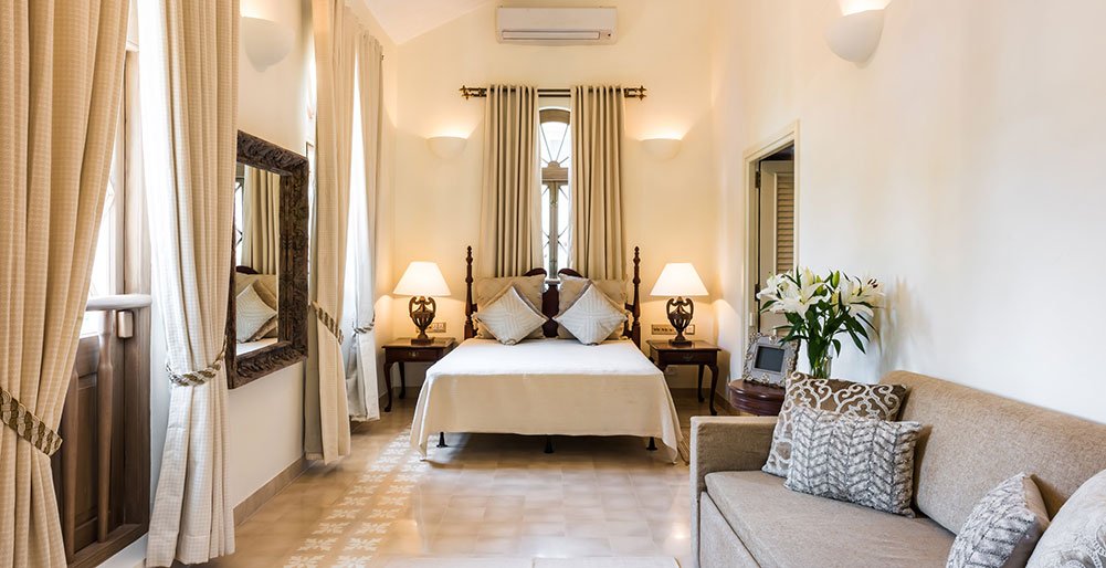 Villa Evora - Bedroom one<br />